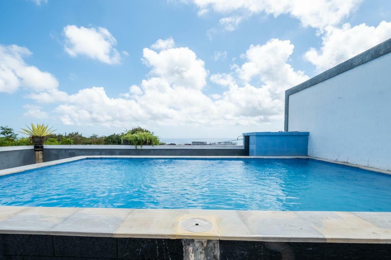 Reddoorz Plus Near Dreamland Beach Jimbaran  Exterior photo